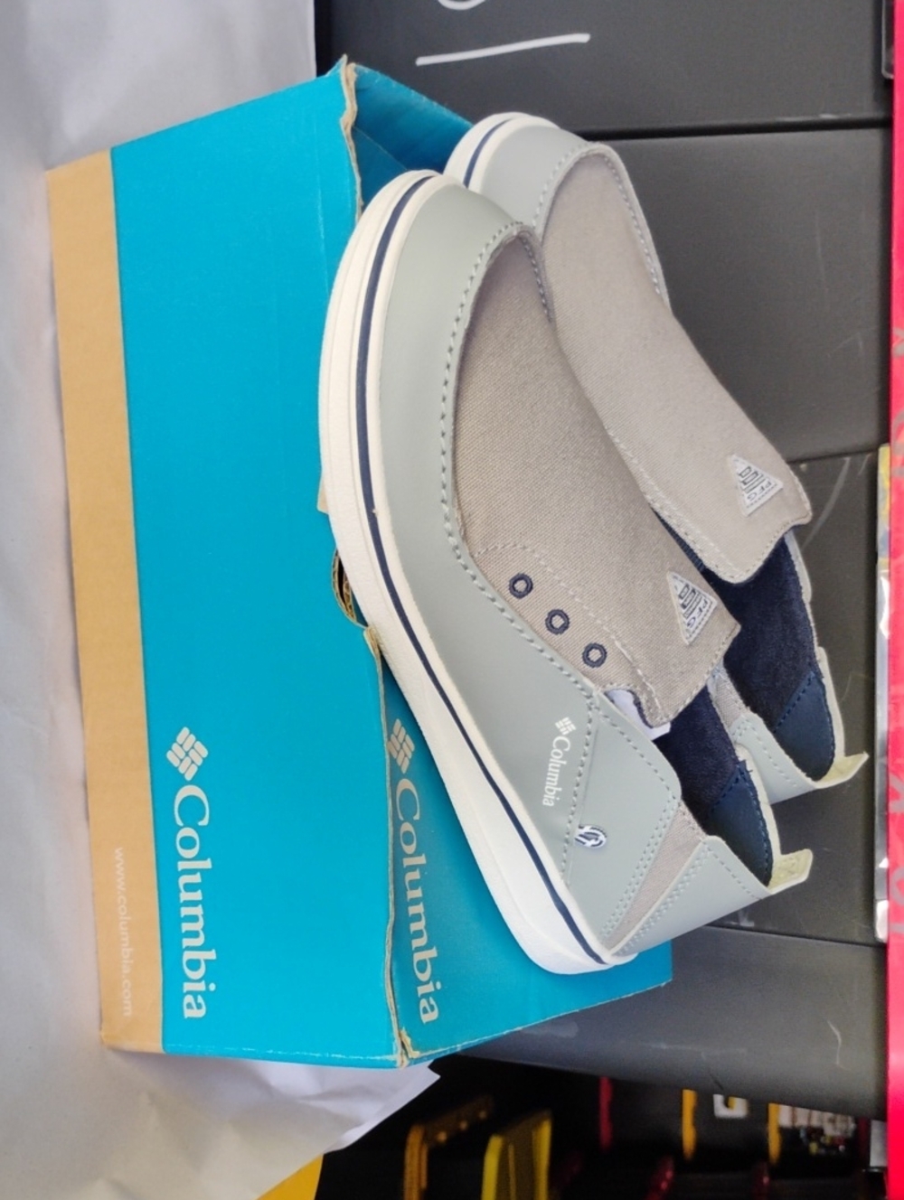 (X-99) New Columbia Youth Bahama Slip-On Canvas Loafers